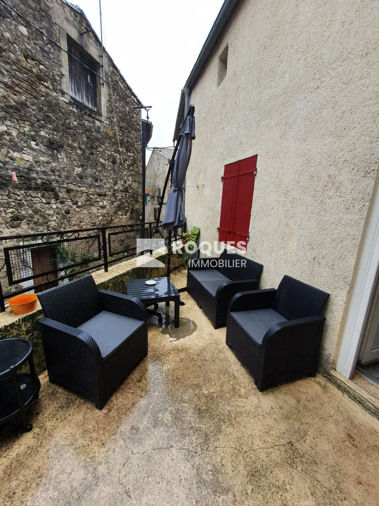 Maison de village à Lunas de 48 m² avec terrasse et grenier aménageable 