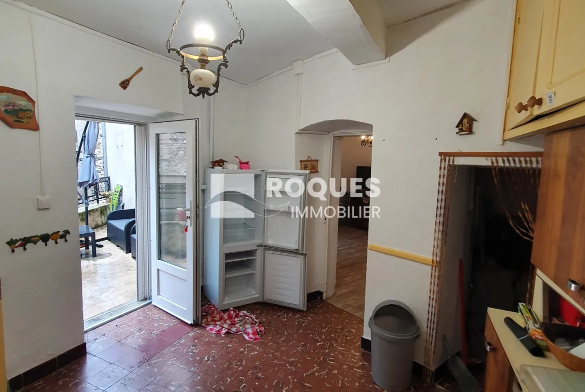 Maison de village à Lunas de 48 m² avec terrasse et grenier aménageable 