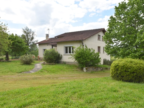 Maison familiale à Montauban Fonneuve de 140 m² avec grand terrain arboré