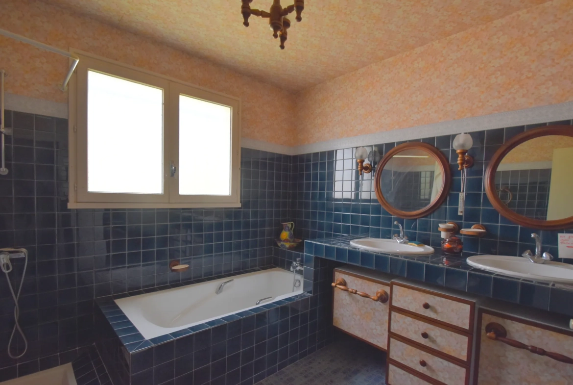 Maison familiale à Montauban Fonneuve de 140 m² avec grand terrain arboré 