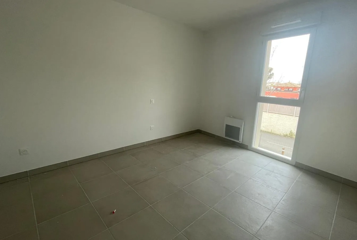 Appartement T3 en front de mer à Vias Plage - Résidence moderne avec terrasse et parking privé 