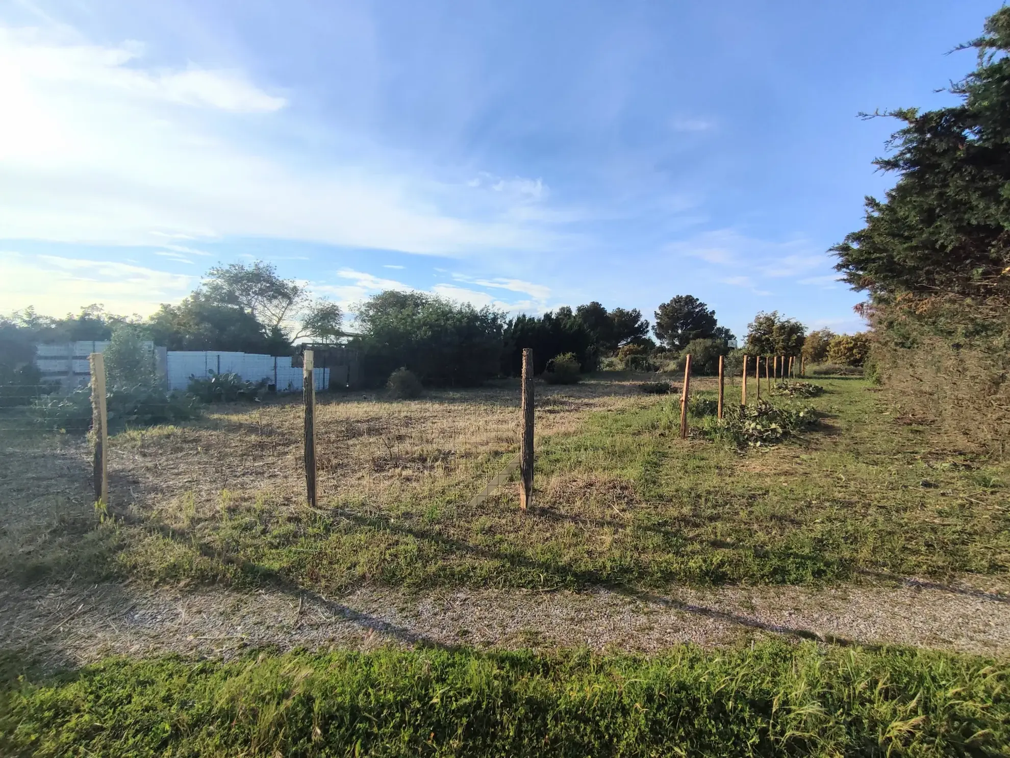Terrain de Loisirs de 572 m² à Sérignan, à 2 km de la plage de Valras 