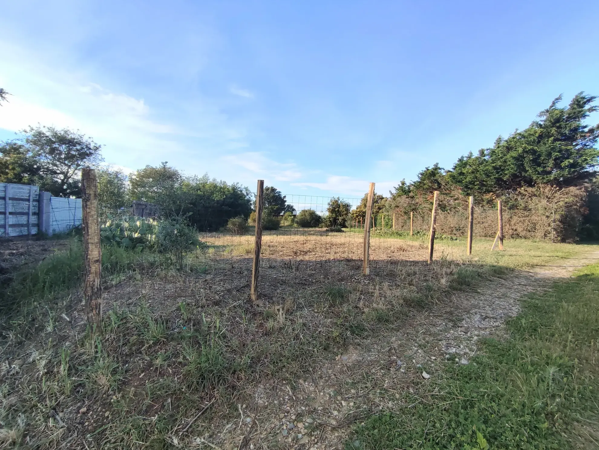 Terrain de Loisirs de 572 m² à Sérignan, à 2 km de la plage de Valras 