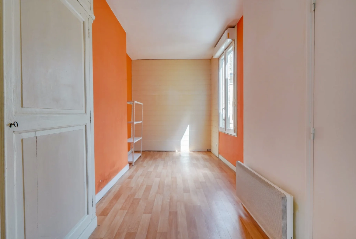 Appartement T2 de 50m² à Bordeaux proche Gambetta avec cave et combles 