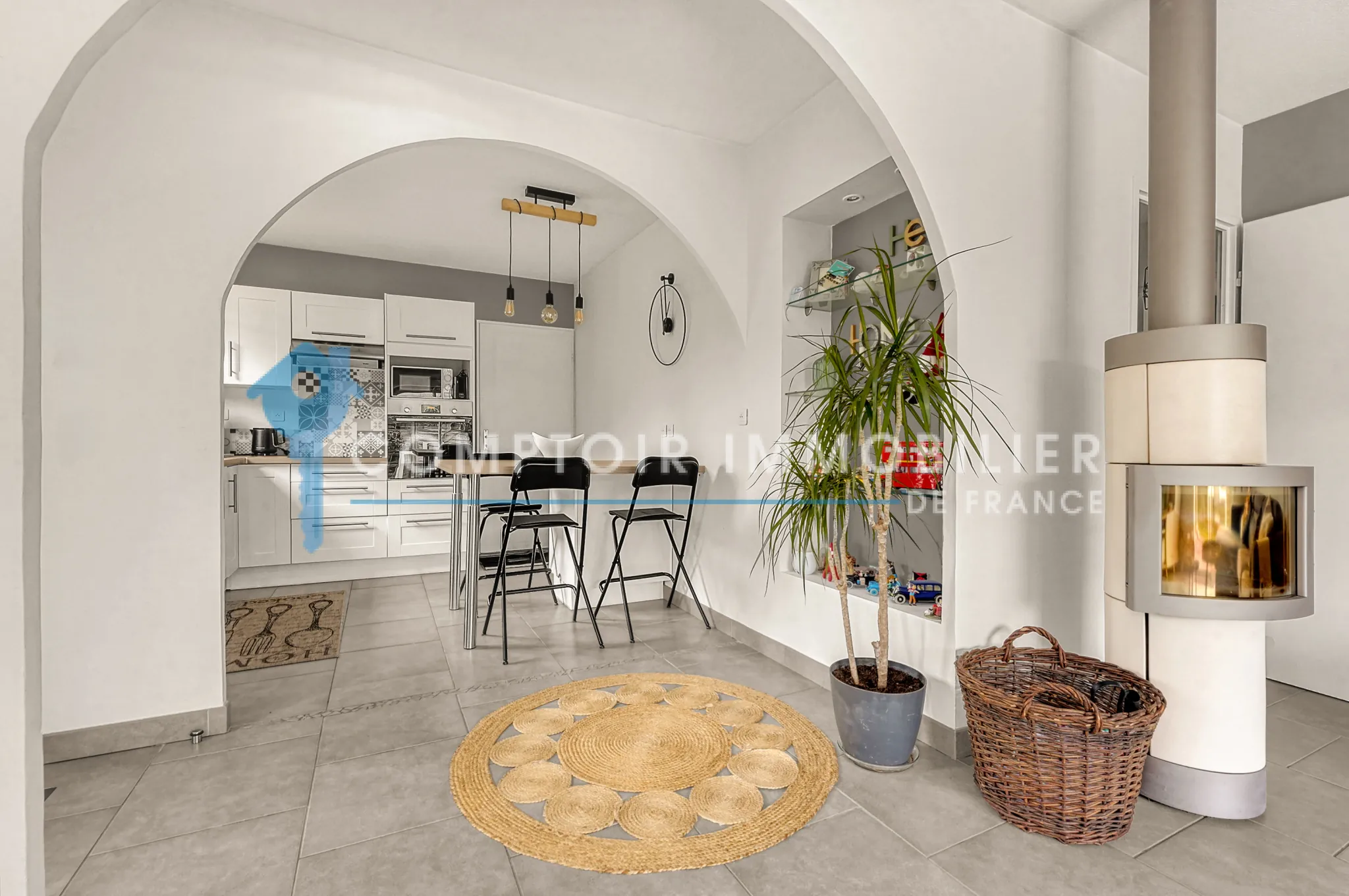 Villa 4 pièces de 85 m² à Castelginest, terrasse et garage 