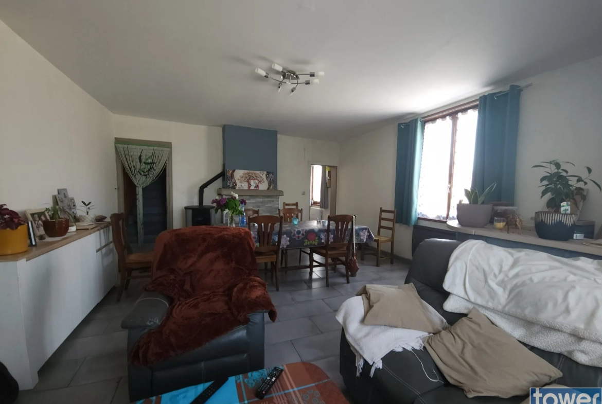 Maison à vendre à Wizernes avec 3 chambres et espace extérieur 
