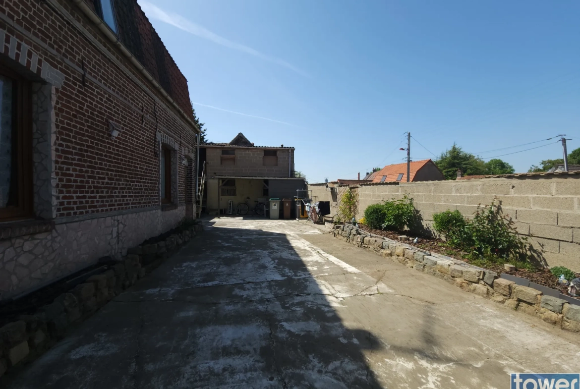 Maison à vendre à Wizernes avec 3 chambres et espace extérieur 