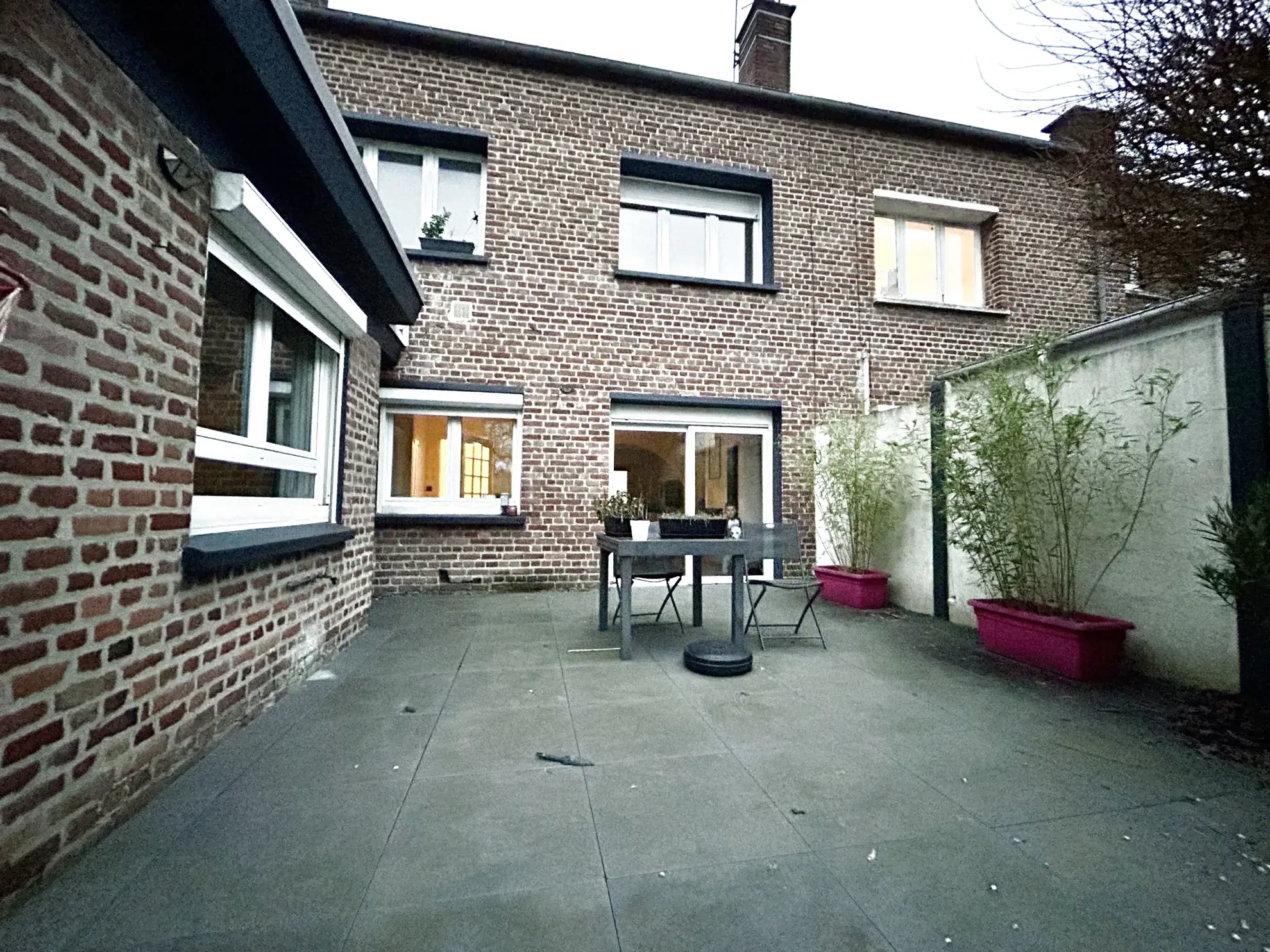 Belle maison moderne à Henin-Beaumont avec 3 chambres, jardin et garage 