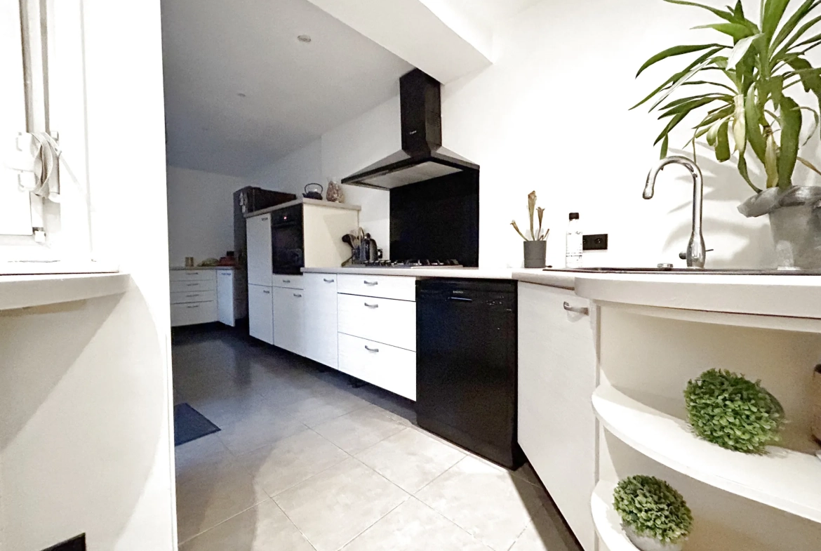 Belle maison moderne à Henin-Beaumont avec 3 chambres, jardin et garage 