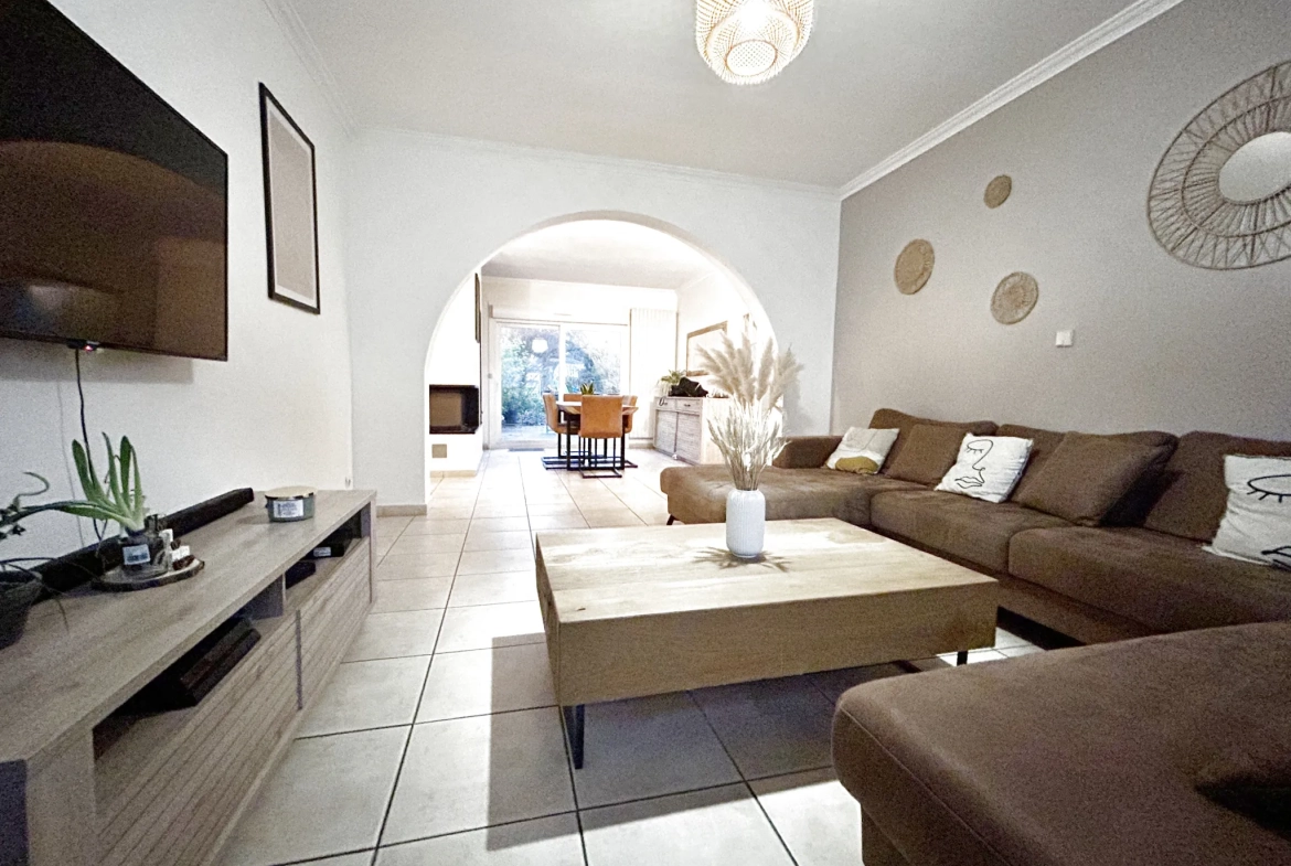 Belle maison moderne à Henin-Beaumont avec 3 chambres, jardin et garage 