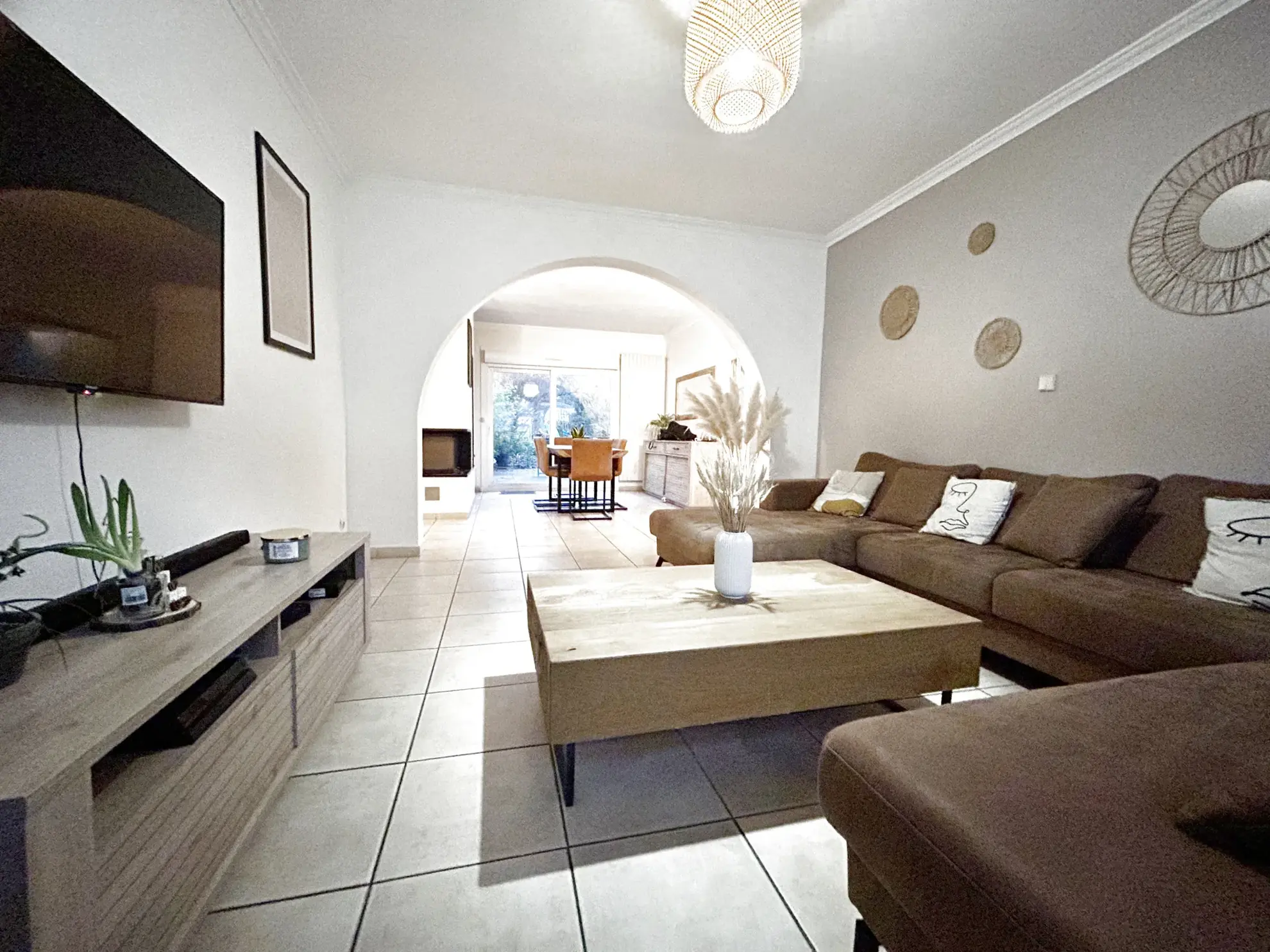 Belle maison moderne à Henin-Beaumont avec 3 chambres, jardin et garage 