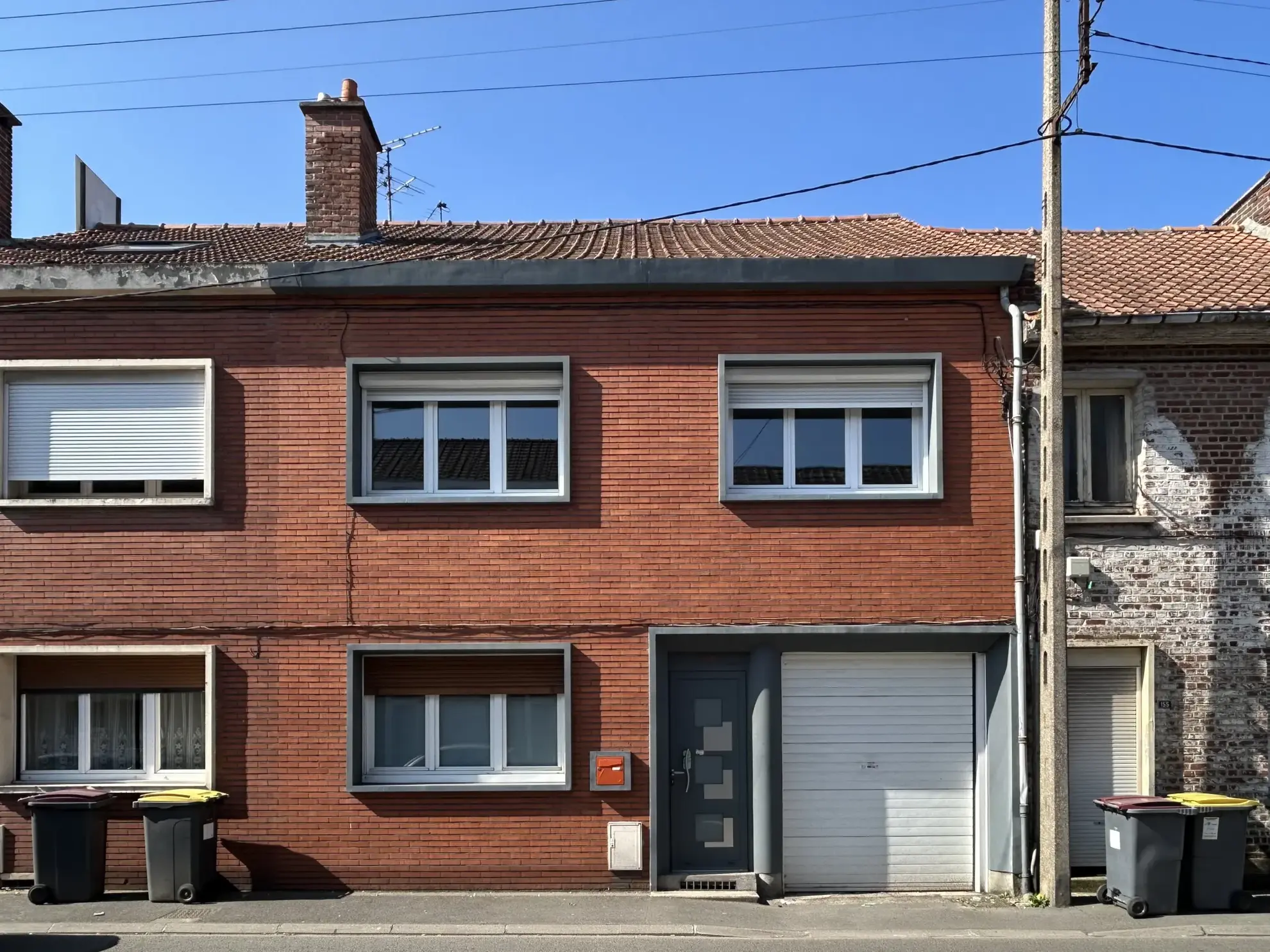 Belle maison moderne à Henin-Beaumont avec 3 chambres, jardin et garage 