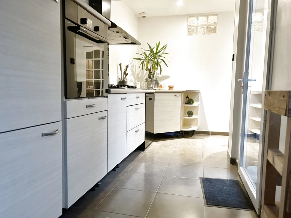 Belle maison moderne à Henin-Beaumont avec 3 chambres, jardin et garage 