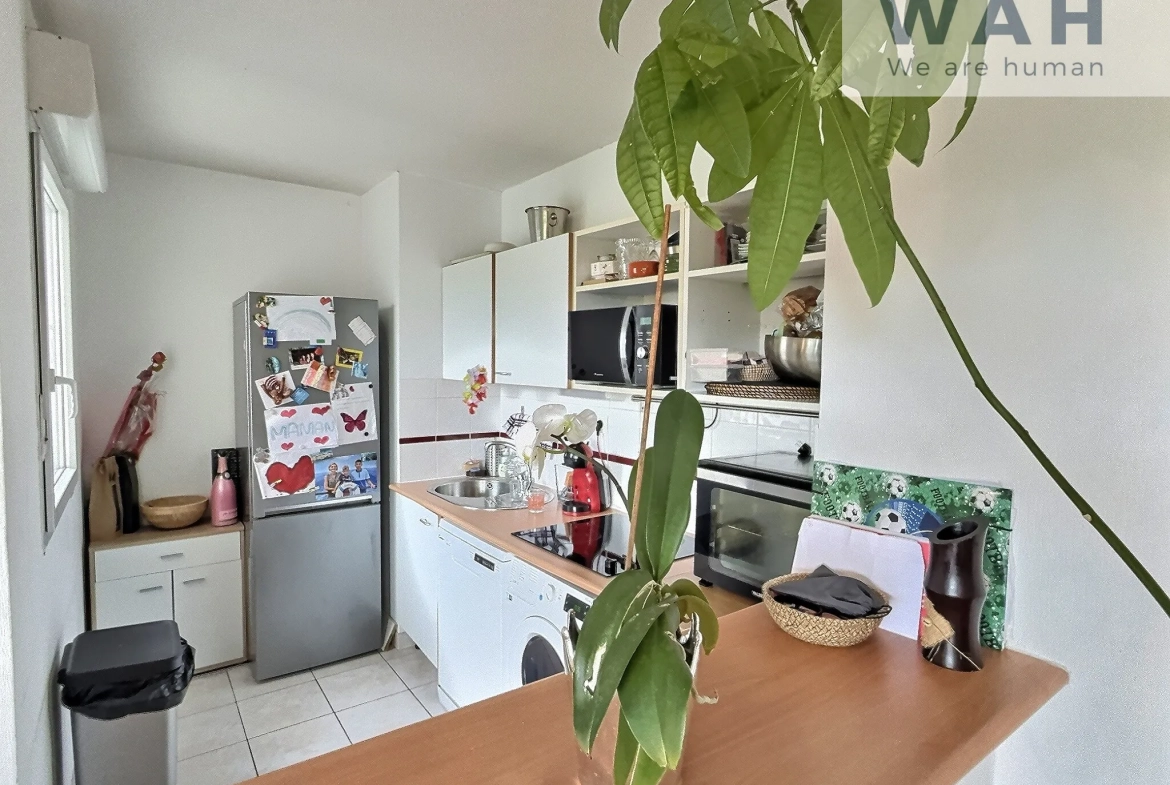 Appartement 3 pièces au Crès avec terrasse, parking et proximité des commodités 