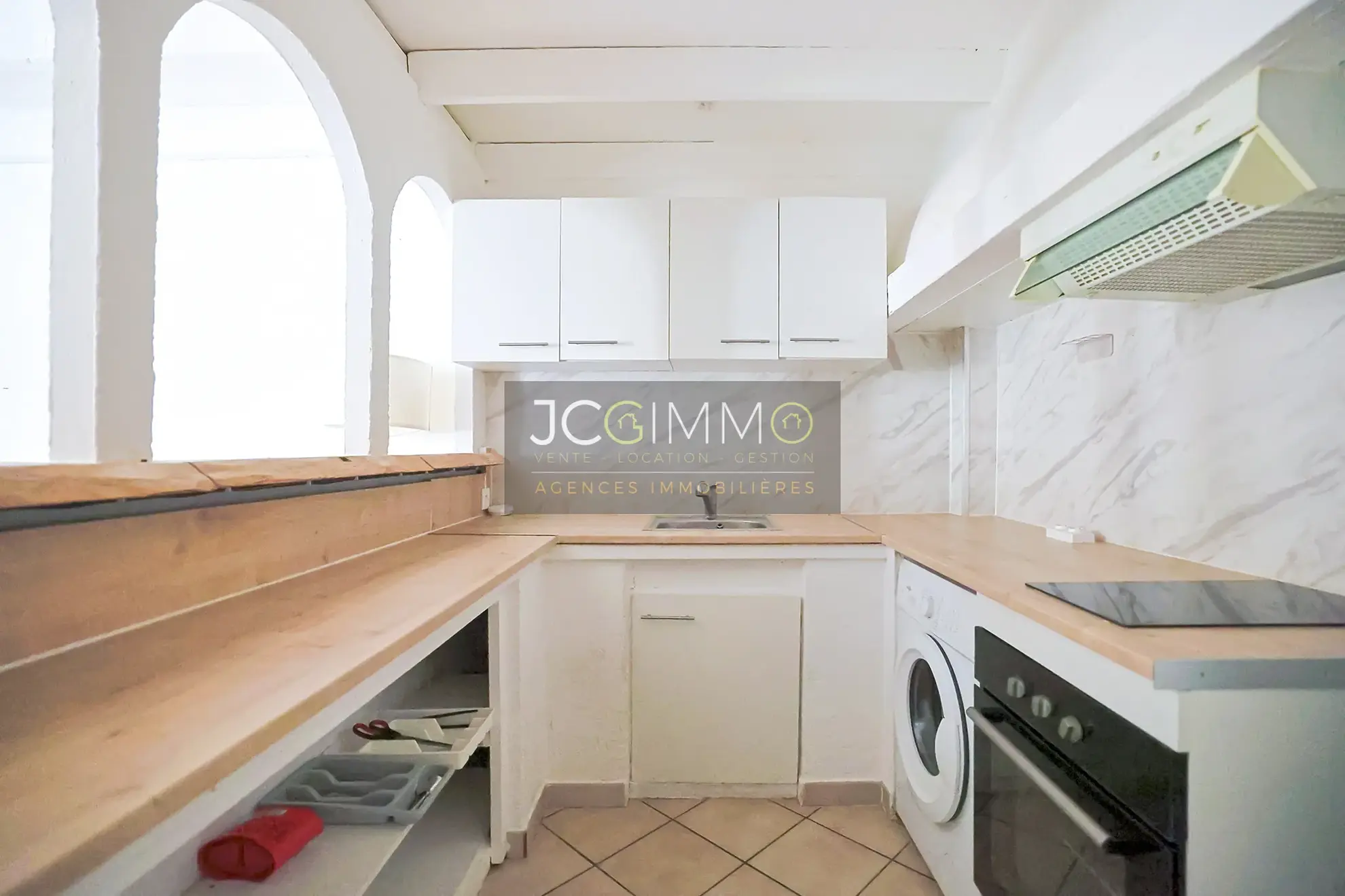 Appartement T1 à Solliès Pont Centre-ville – Investissement locatif rentable 