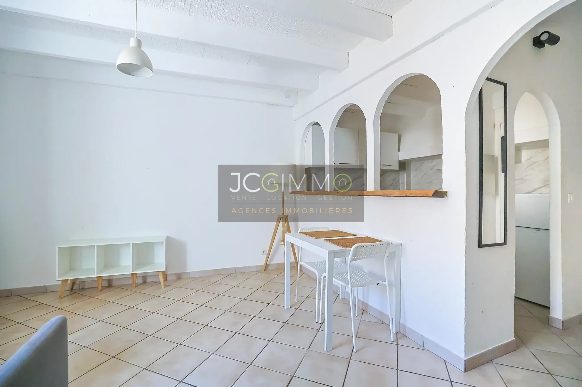 Appartement T1 à Solliès Pont Centre-ville – Investissement locatif rentable 