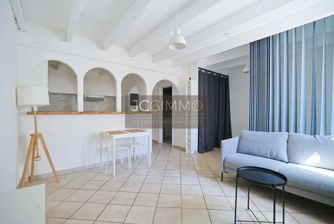 Appartement T1 à Solliès Pont Centre-ville – Investissement locatif rentable 