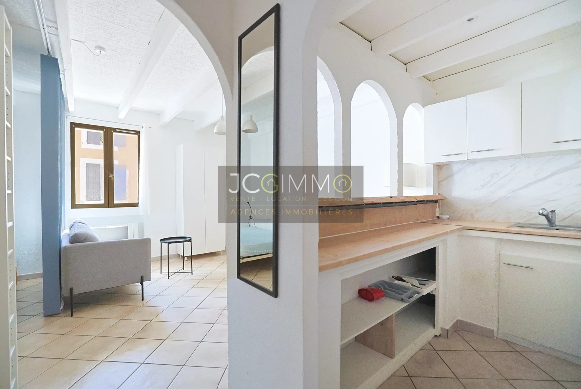 Appartement T1 à Solliès Pont Centre-ville – Investissement locatif rentable 