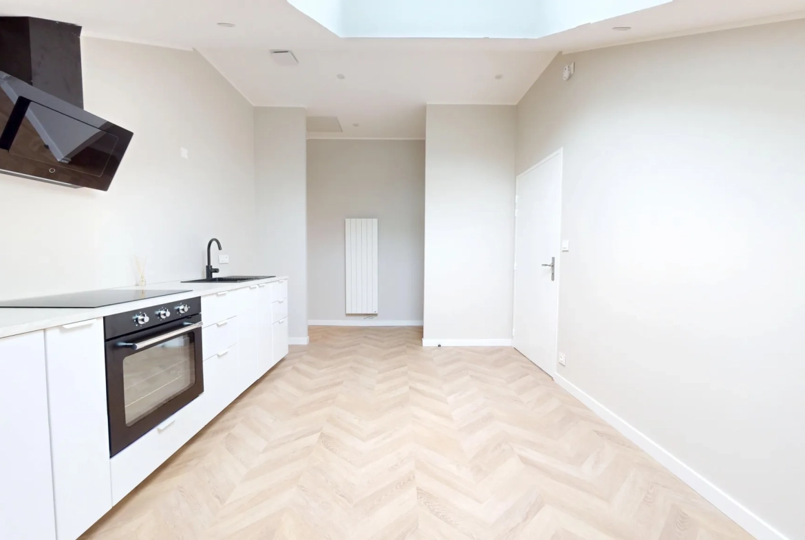 Appartement lumineux de 50 m² à Saint Vit avec stationnement inclus 