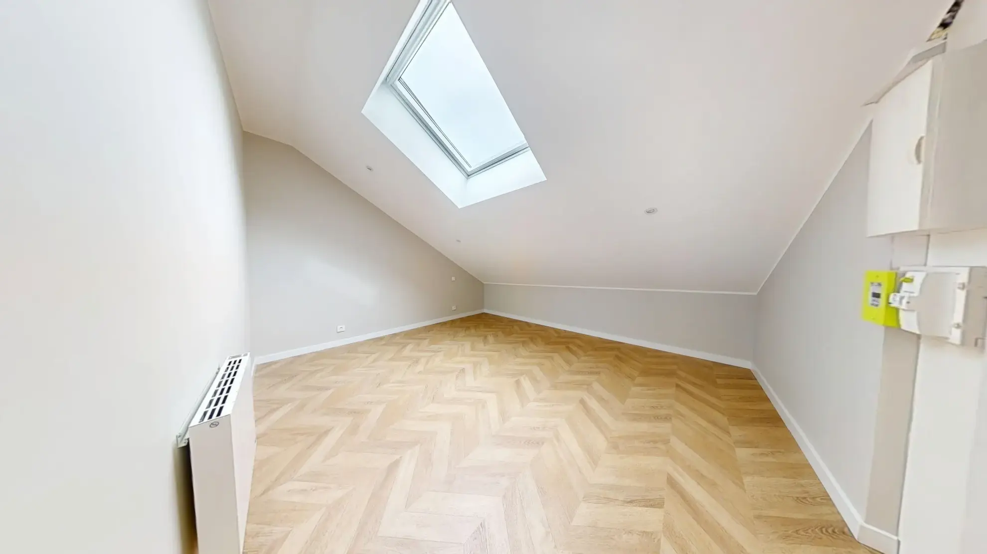 Appartement lumineux de 50 m² à Saint Vit avec stationnement inclus 