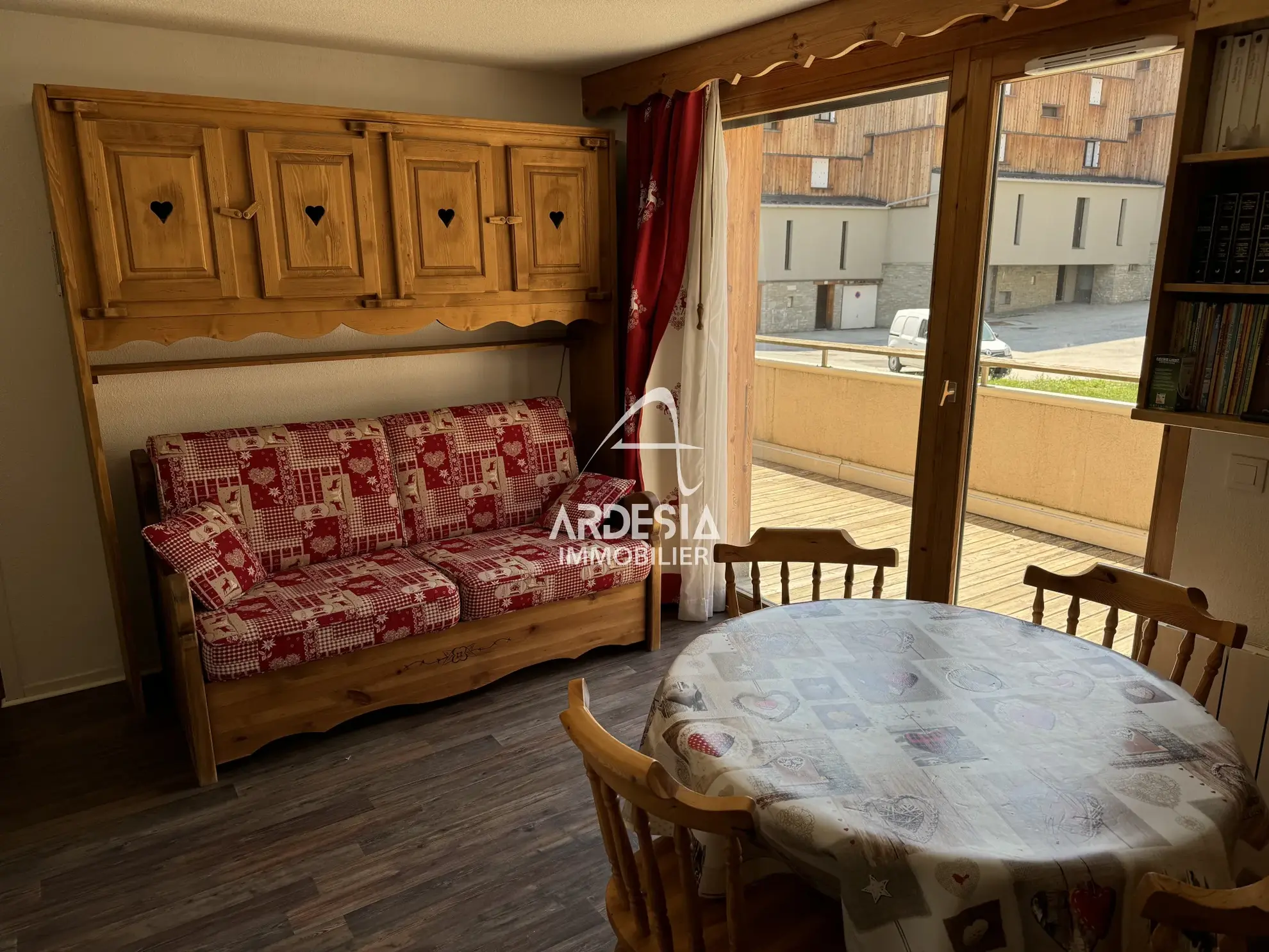 Appartement 35m² à La Norma avec balcon et vue montagne, idéal pour sports d'hiver 