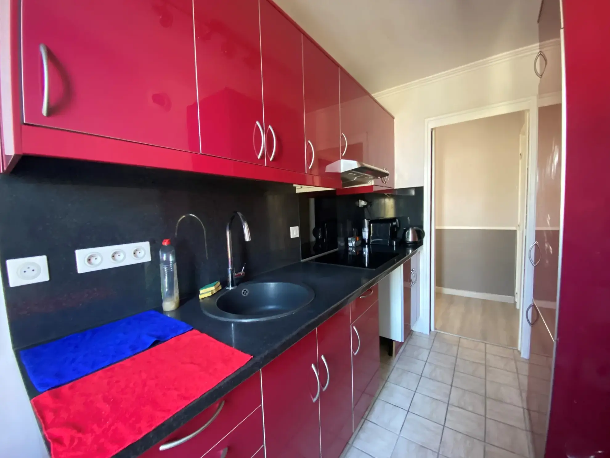 Appartement 2 pièces à Longjumeau avec loggia, parking et cave 