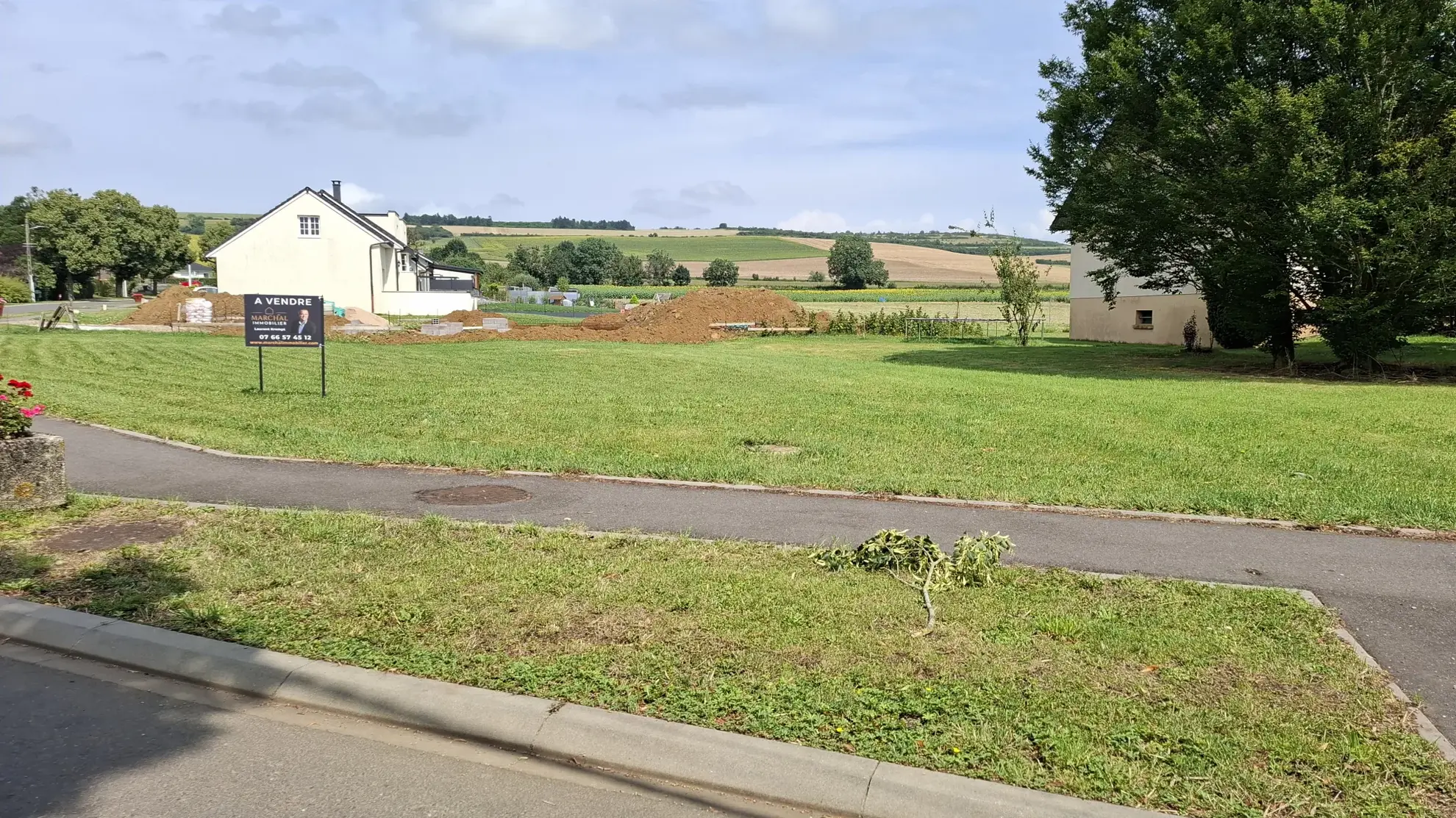 Terrains constructibles à vendre à 20 minutes de Metz (700-1800 m²) 
