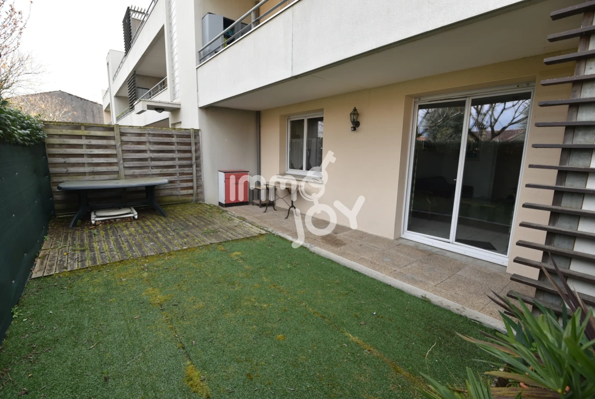 Appartement T3 de 60 m² avec jardin et piscine à Tournefeuille 