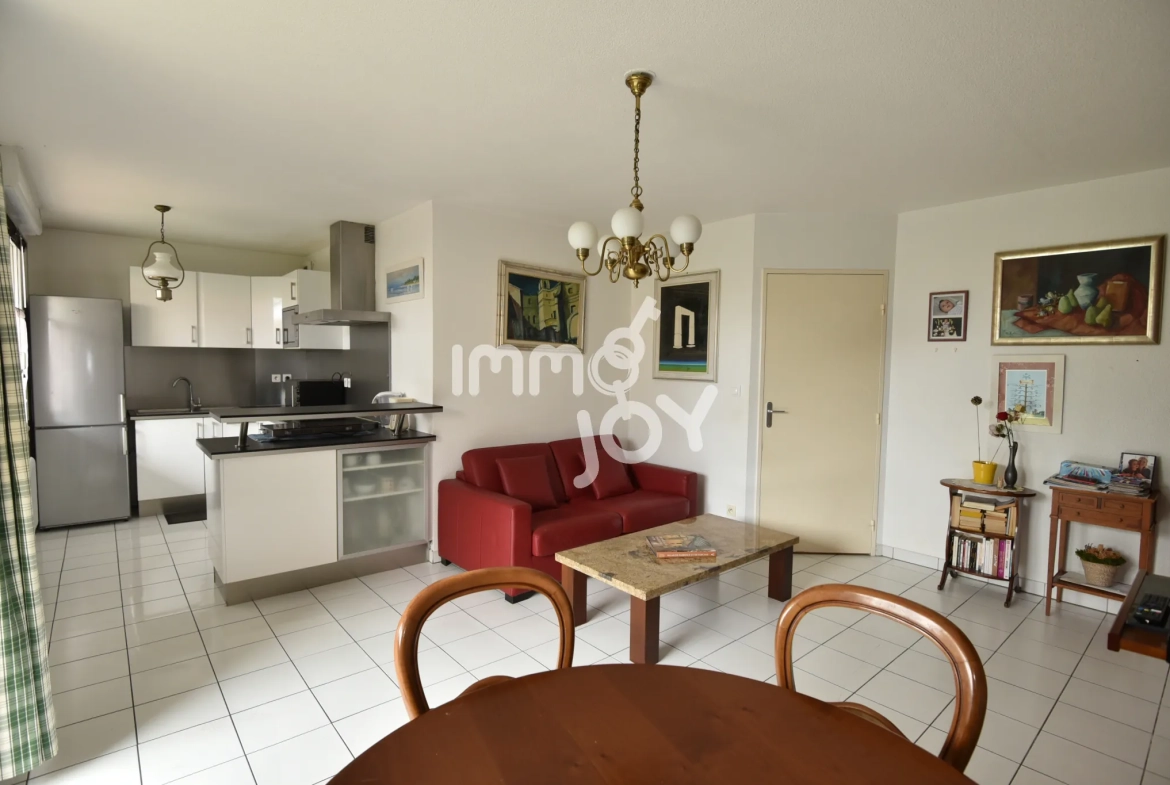Appartement T3 de 60 m² avec jardin et piscine à Tournefeuille 