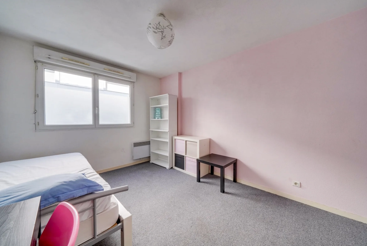 Appartement 1 pièce de 19m² à Bordeaux proche Bergonié et la Victoire 