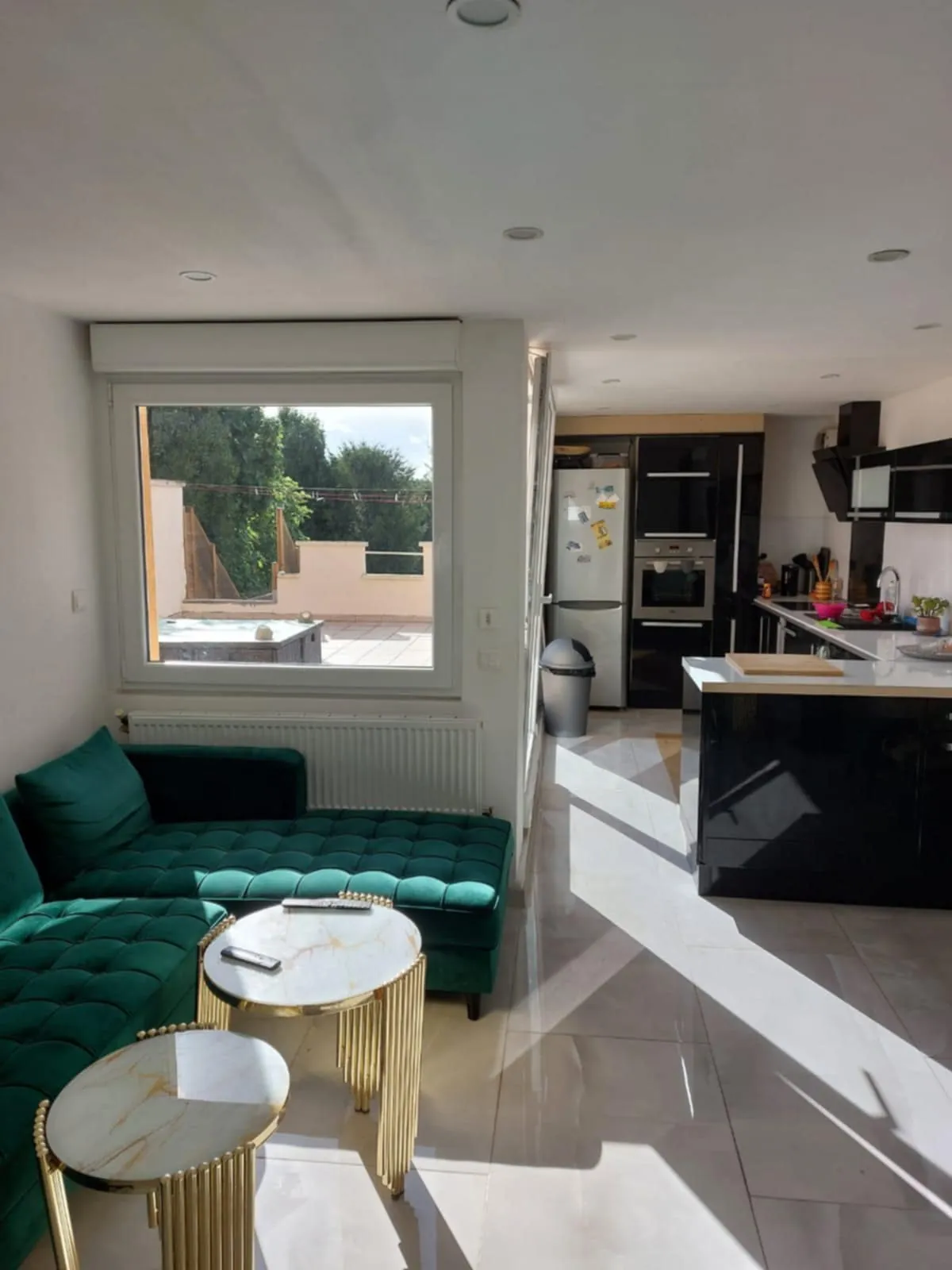 Maison de ville 106m² avec hangar et terrasse ensoleillée à Montigny-en-Gohelle 