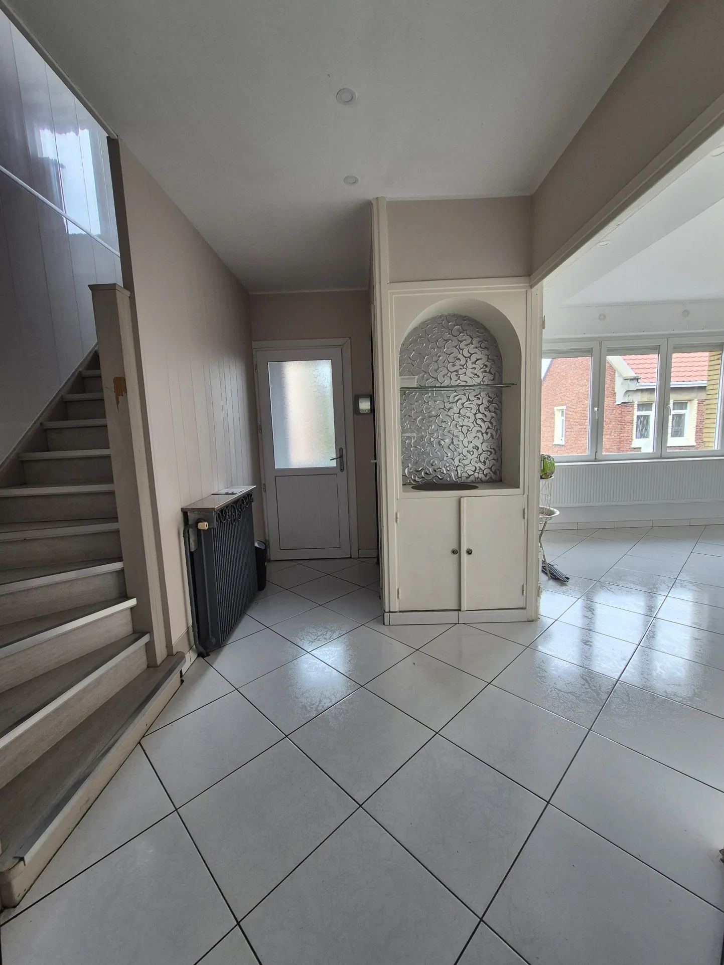 Maison de ville 106m² avec hangar et terrasse ensoleillée à Montigny-en-Gohelle 