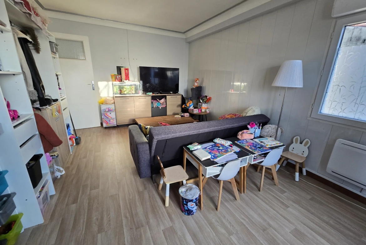 Maison de 160 m² avec deux appartements à Soues - Investissement idéal 