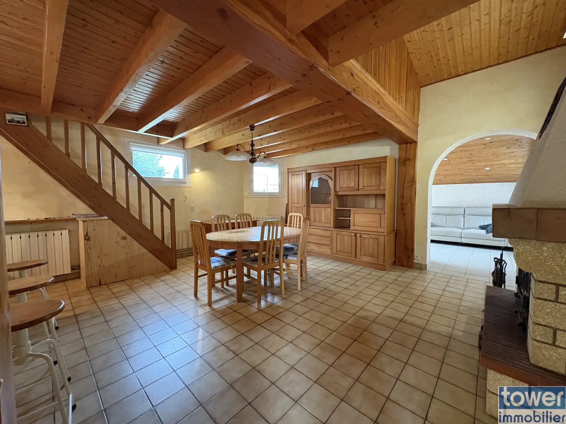 Charmant pavillon à Cozes avec jardin de 578 m² et dépendances - Vente immobilier 102 m² 