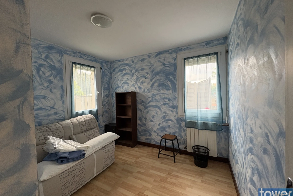 Charmant pavillon à Cozes avec jardin de 578 m² et dépendances - Vente immobilier 102 m² 