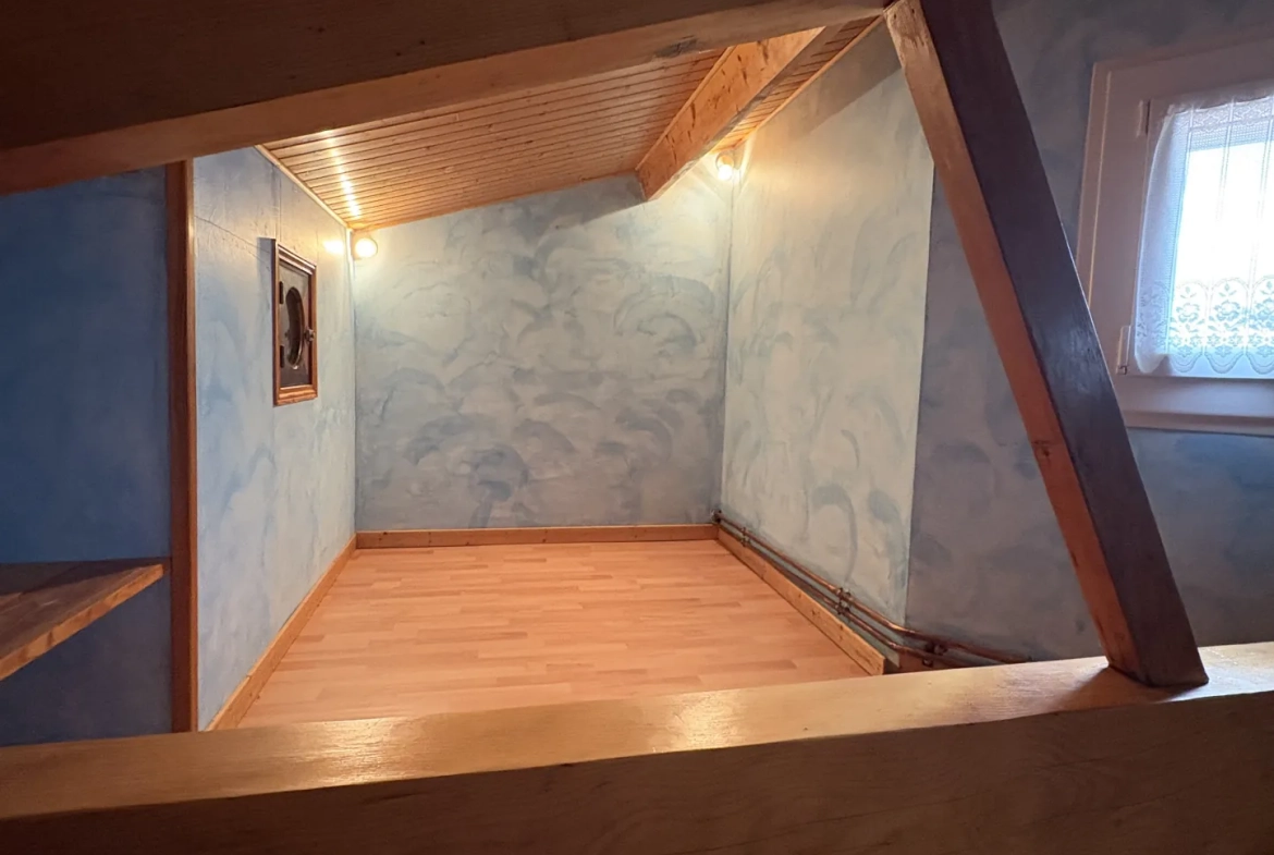 Charmant pavillon à Cozes avec jardin de 578 m² et dépendances - Vente immobilier 102 m² 