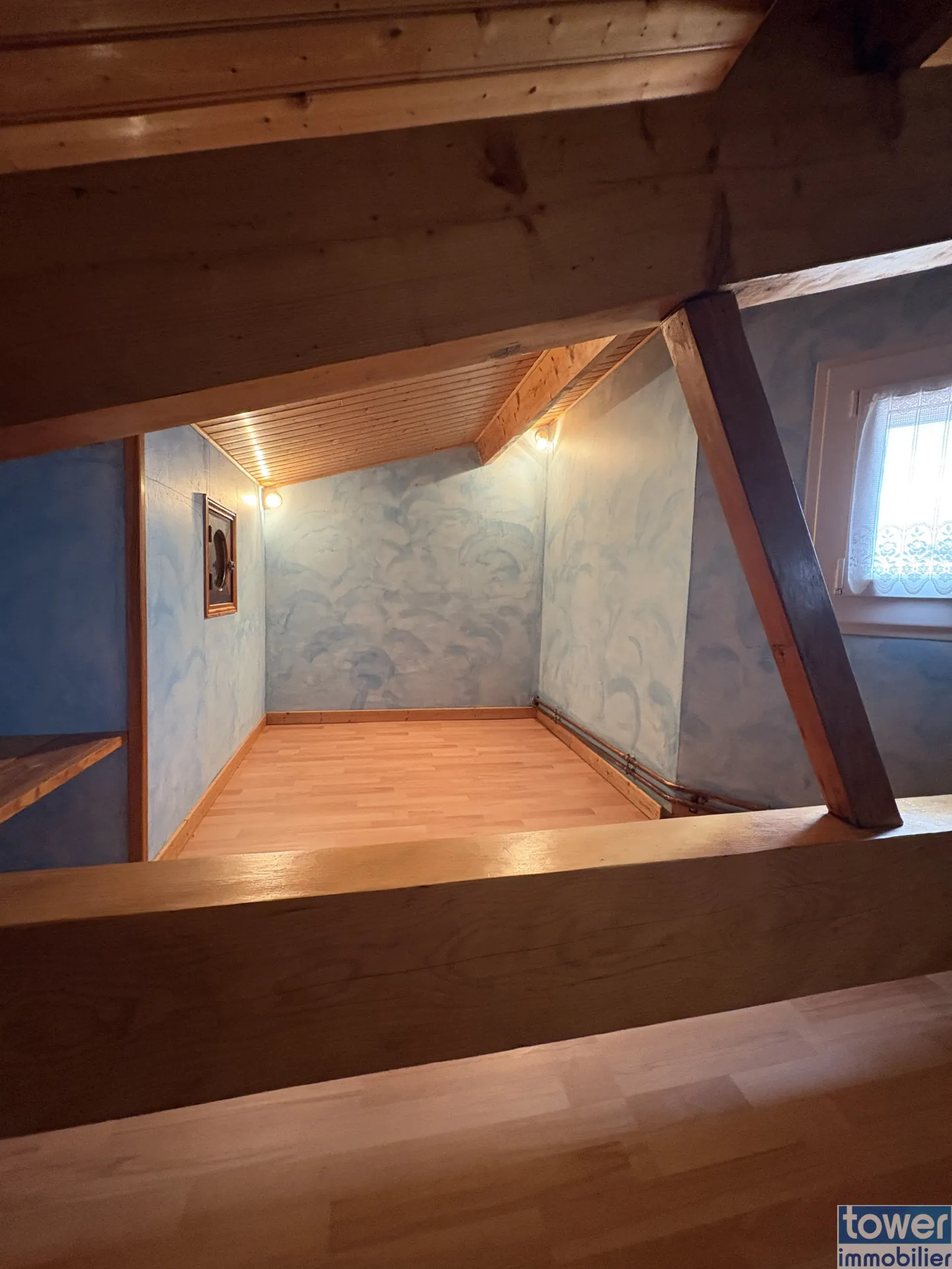 Charmant pavillon à Cozes avec jardin de 578 m² et dépendances - Vente immobilier 102 m² 