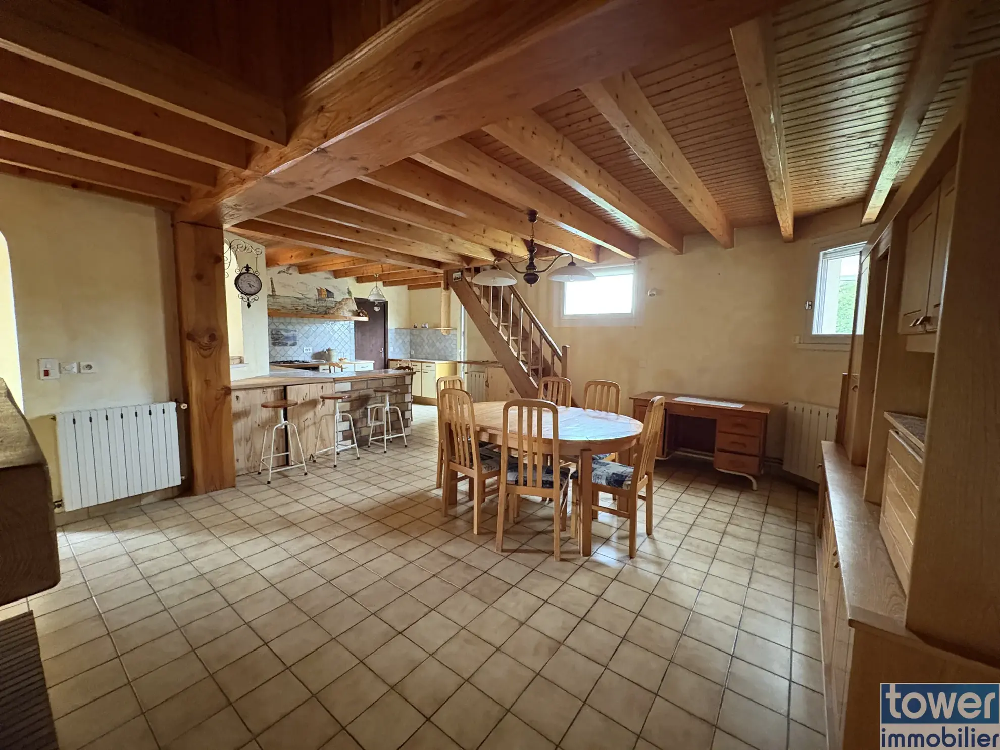 Charmant pavillon à Cozes avec jardin de 578 m² et dépendances - Vente immobilier 102 m² 