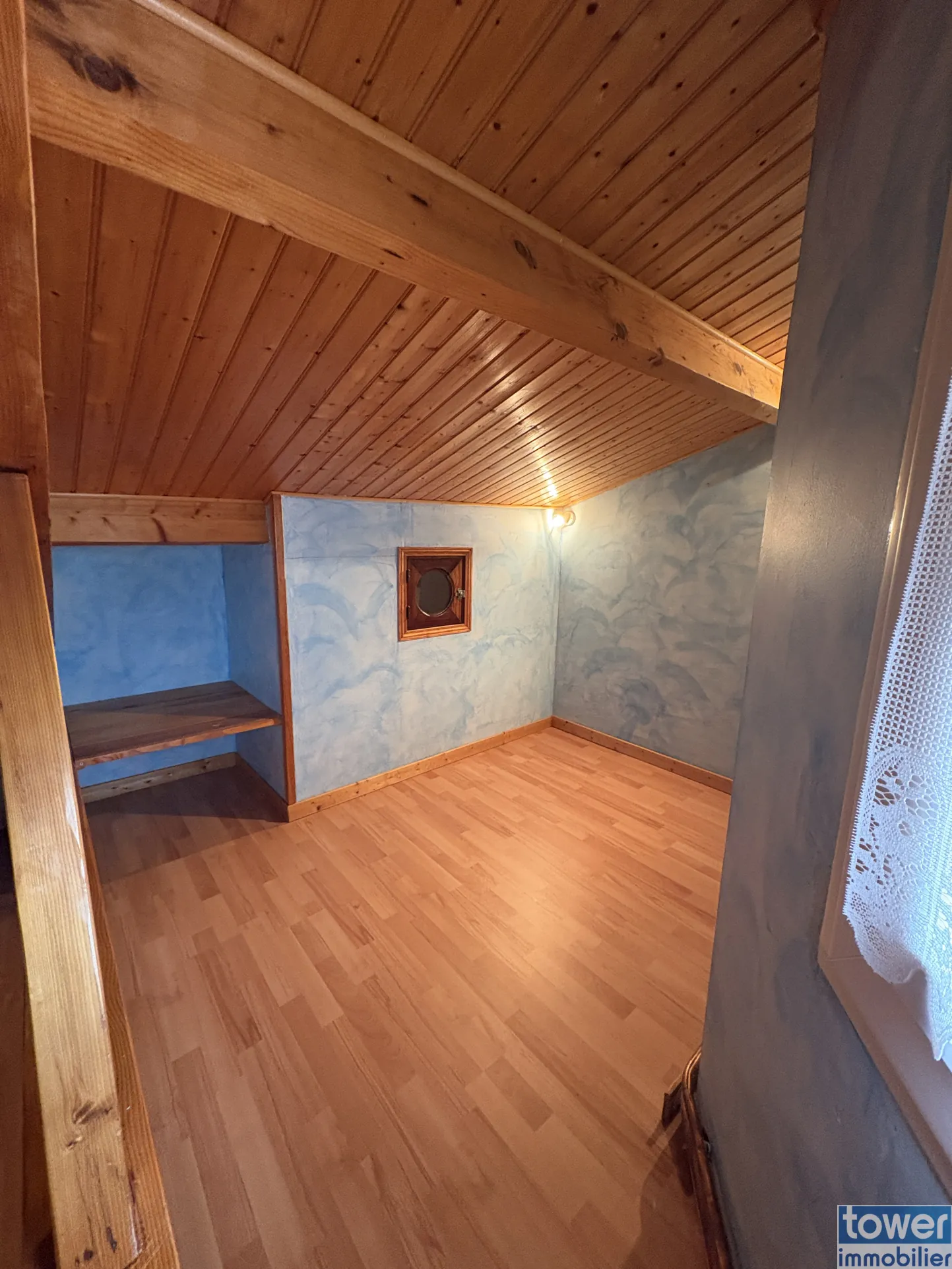 Charmant pavillon à Cozes avec jardin de 578 m² et dépendances - Vente immobilier 102 m² 