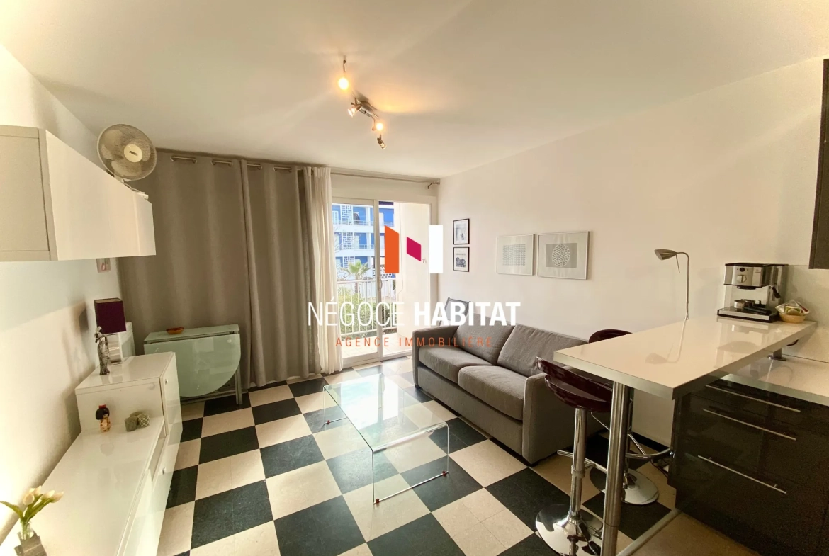 Bel appartement T2 rénové à Palavas-les-Flots, 50 m de la plage avec parking et balcon ensoleillé 