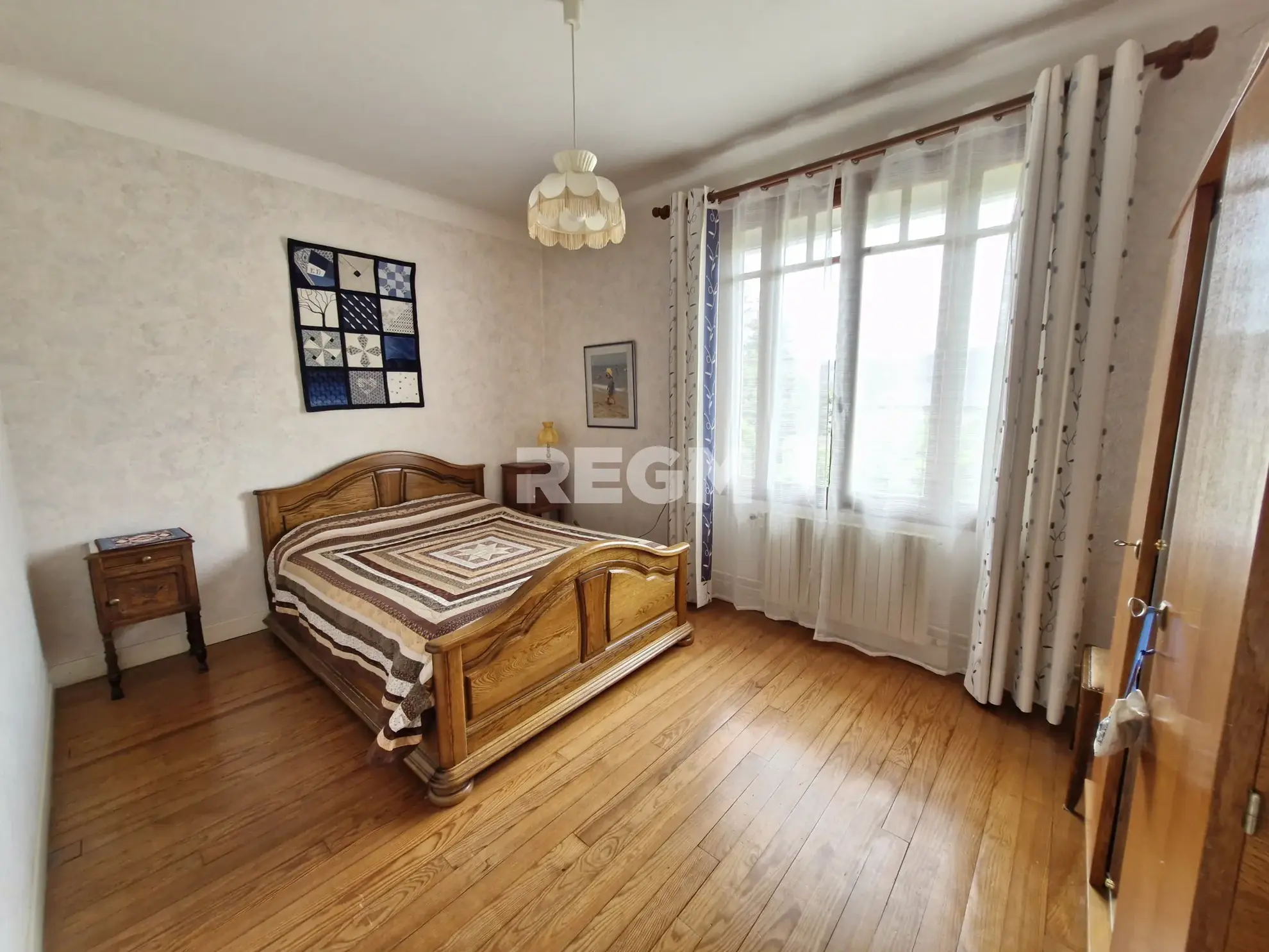 Maison ancienne avec jardin et garage à Oursbelille (65490) - Belle opportunité à saisir 