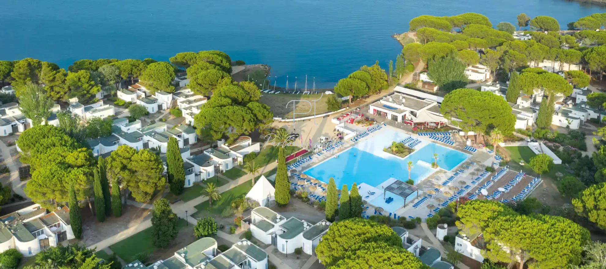 Appartement T2 avec patio à La Grande Motte, idéal pour investissement locatif dans résidence touristique 