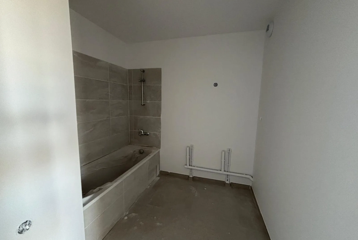 Appartement T3 à Pollestres près de Perpignan avec terrasse et parking 