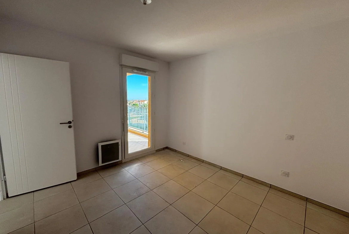 Appartement T3 à Pollestres près de Perpignan avec terrasse et parking 