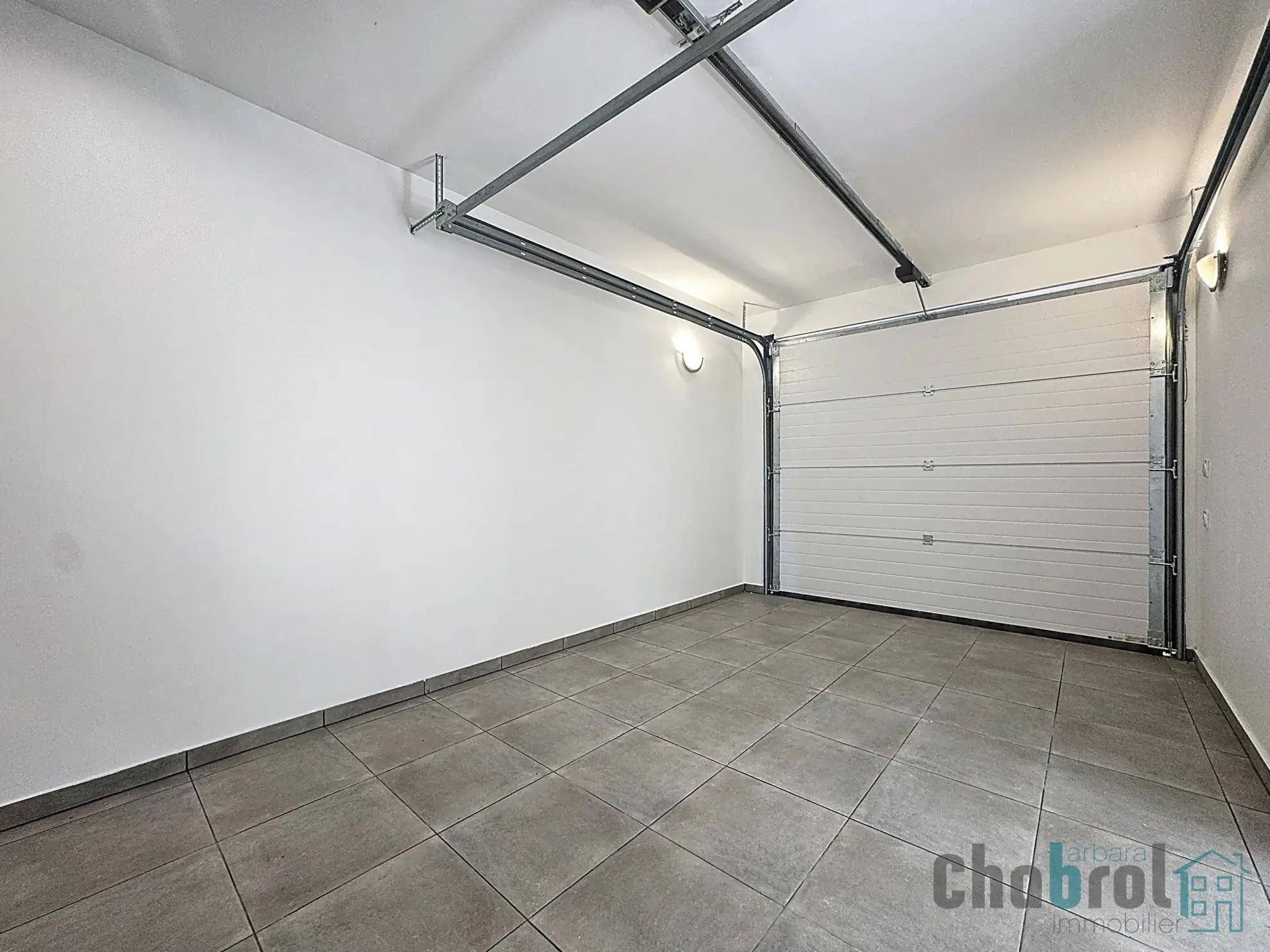 Belle maison neuve de type 5 avec garage et terrasse à Montauban 