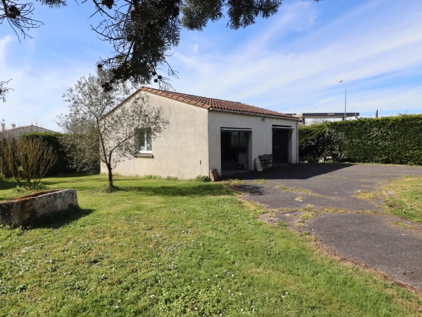 Terrain constructible de 900 m² à Royan, emplacement privilégié