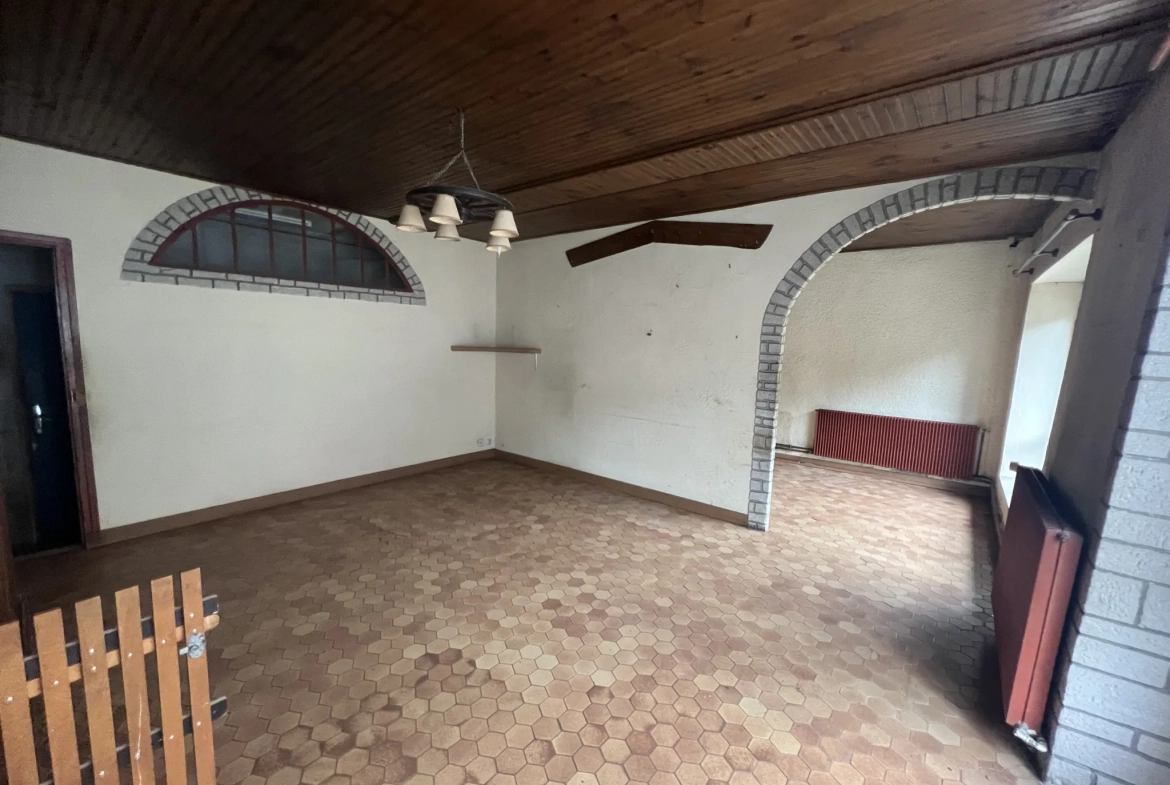 Charmante maison de plain-pied proche de Montbard avec grand terrain 