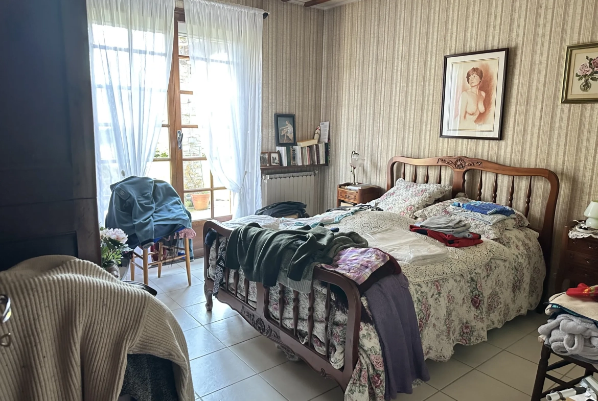 Maison de plain-pied avec atelier et jardin à Villers-sous-Saint-Leu 