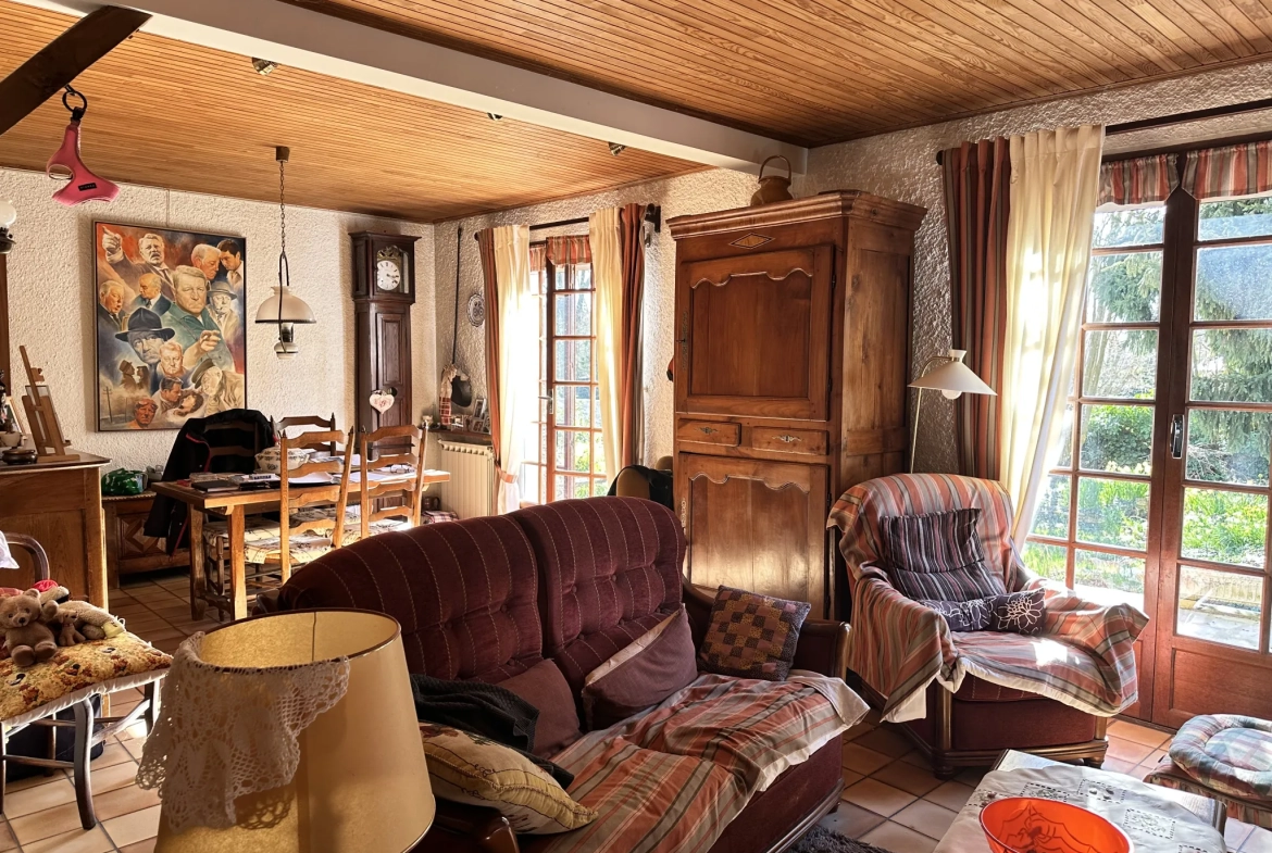 Maison de plain-pied avec atelier et jardin à Villers-sous-Saint-Leu 