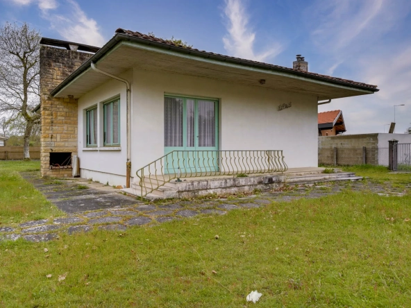 Maison à rénover de 74 m² avec terrasse et jardin à Audenge